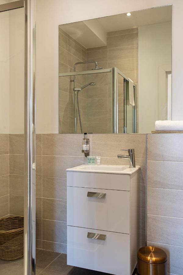 Apartamento Luxury Fully Equipped Kitchen Ormeau Park Belfast Exterior foto